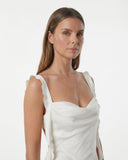 https://cdn.shopify.com/s/files/1/0682/7661/7389/files/caroline-white-2_3a6403cf-5182-463a-93c8-d6701b4377fd.jpg?v=1775032181