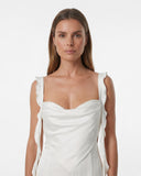 https://cdn.shopify.com/s/files/1/0682/7661/7389/files/caroline-white-6.jpg?v=1775032181